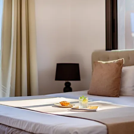 Apartment Sanders River Plaza *