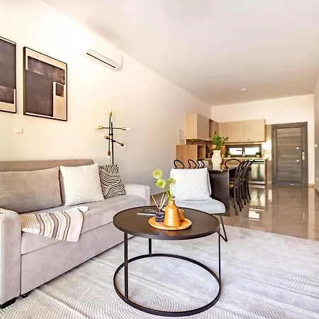 Apartament Sanders River Plaza *