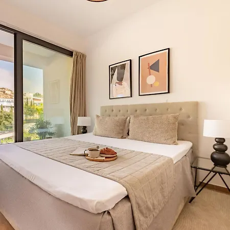 Daire Sanders River Plaza *