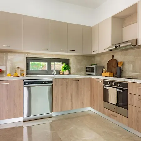 Sanders River Plaza Apartament Limassol