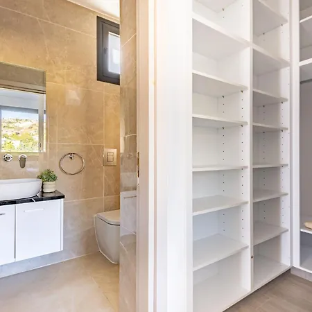 Apartament Sanders River Plaza *