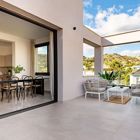 Apartament Sanders River Plaza *