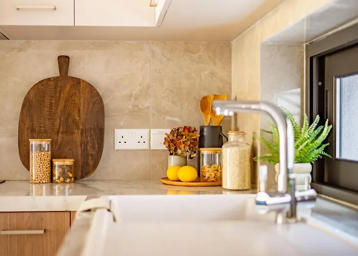 Sanders River Plaza Λεμεσός