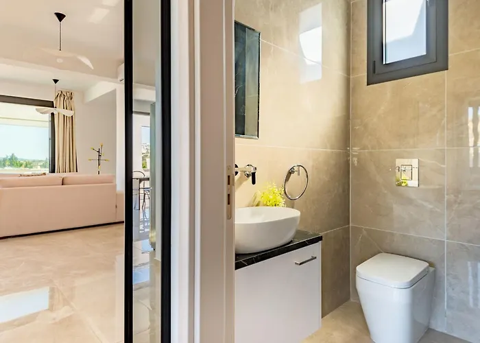 Sanders River Plaza *