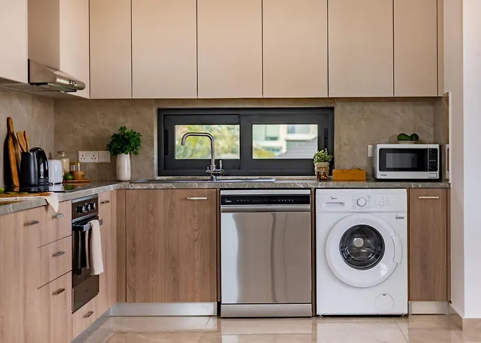 Sanders River Plaza * Λεμεσός