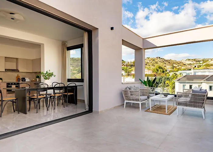 アパート Sanders River Plaza *