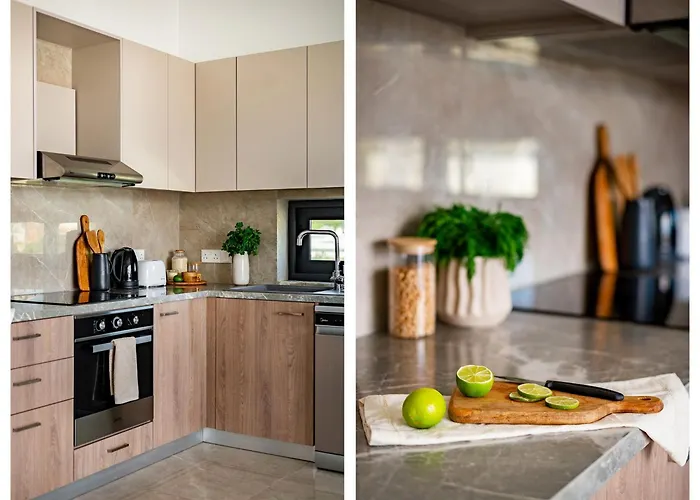 Διαμέρισμα Sanders River Plaza