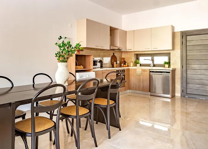 Sanders River Plaza *